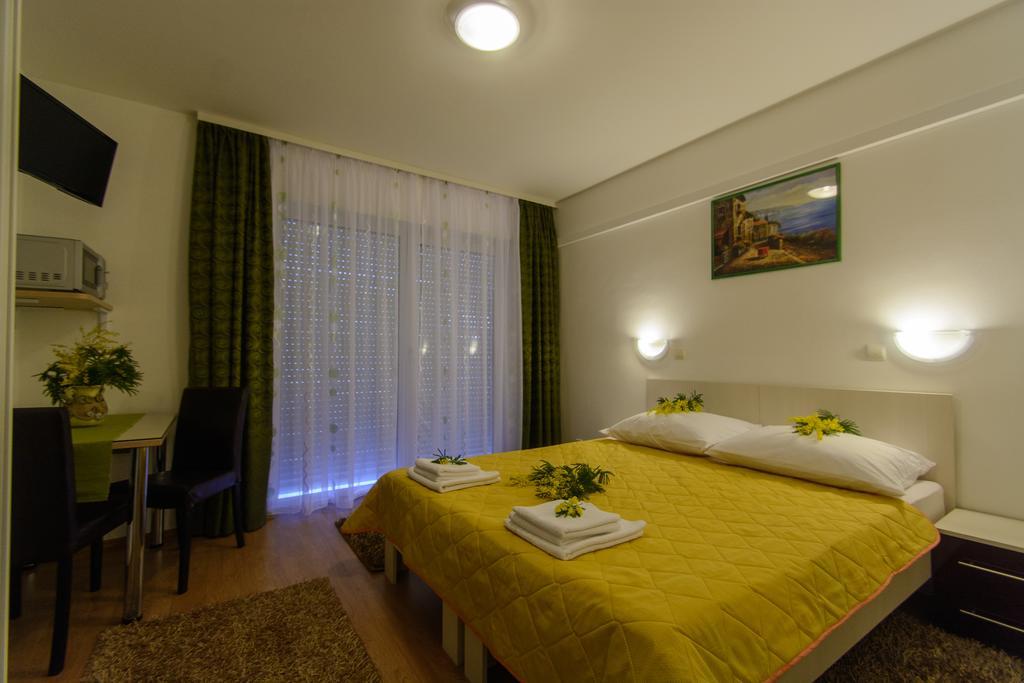 Apartments Mijo Trogir Ruang foto