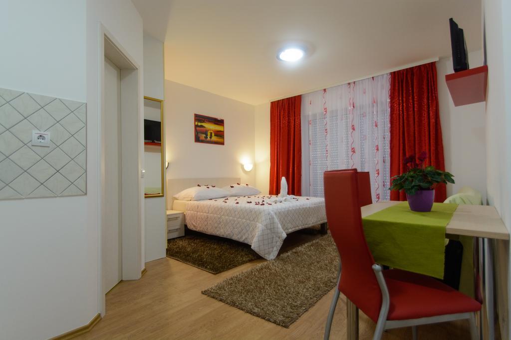 Apartments Mijo Trogir Ruang foto