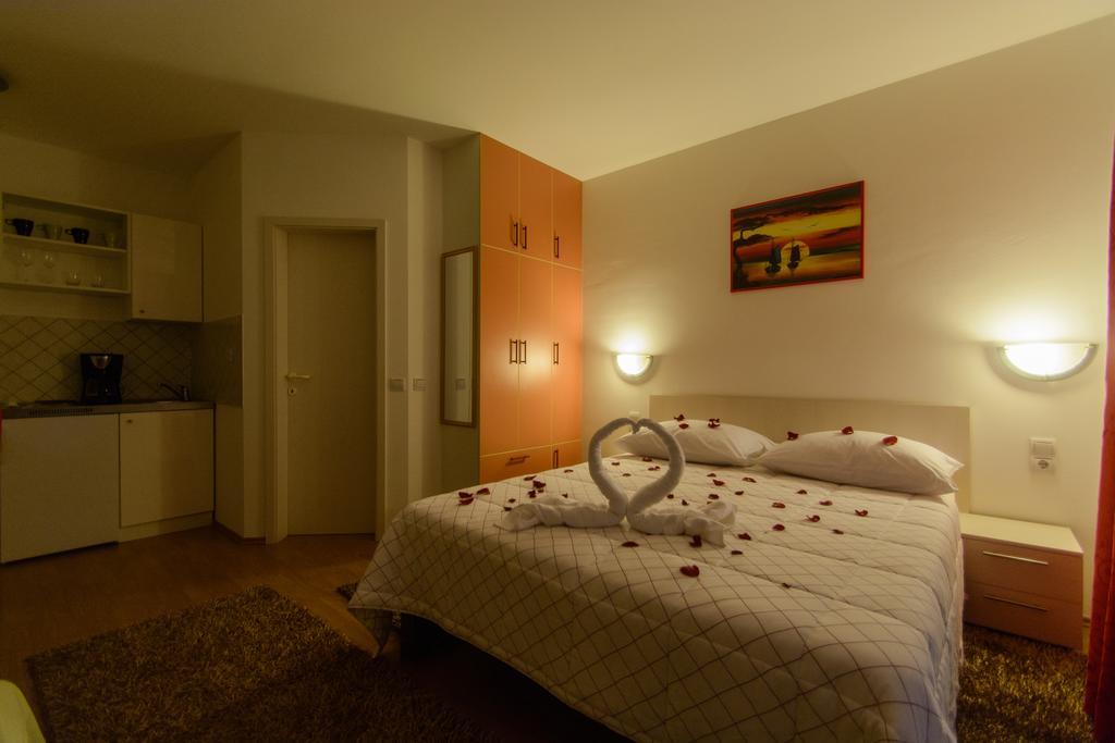 Apartments Mijo Trogir Ruang foto