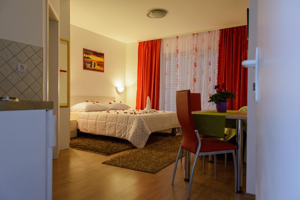 Apartments Mijo Trogir Ruang foto