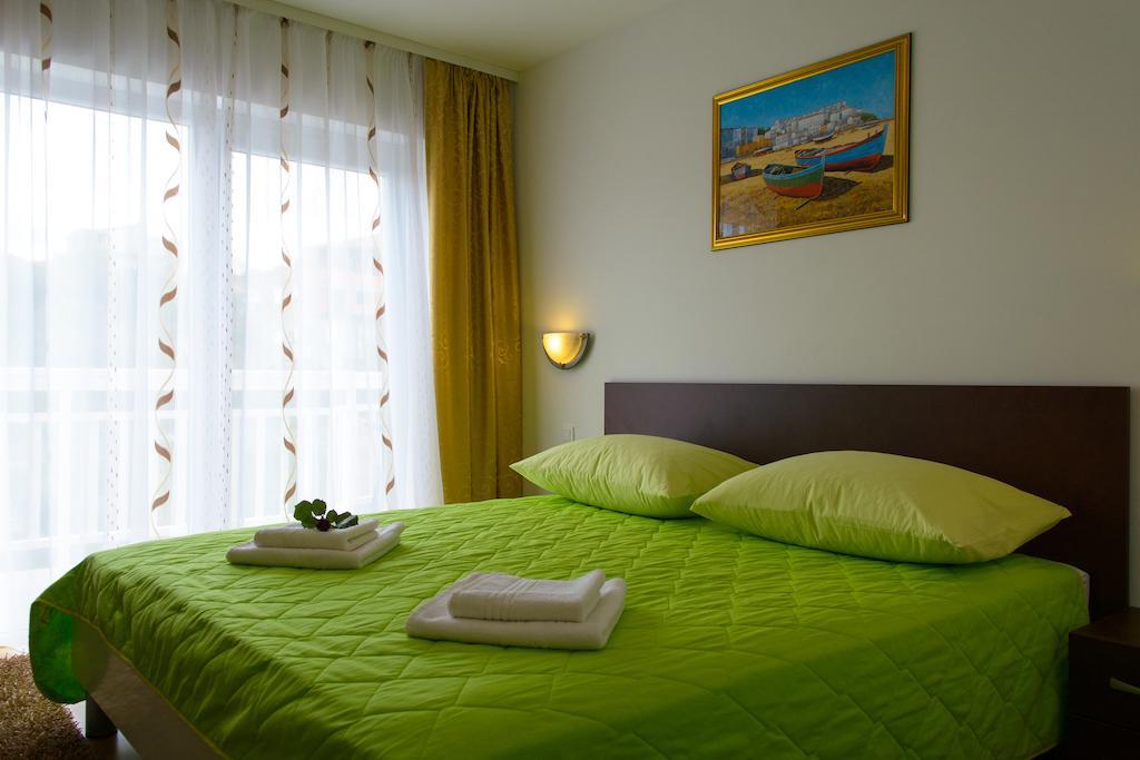 Apartments Mijo Trogir Ruang foto