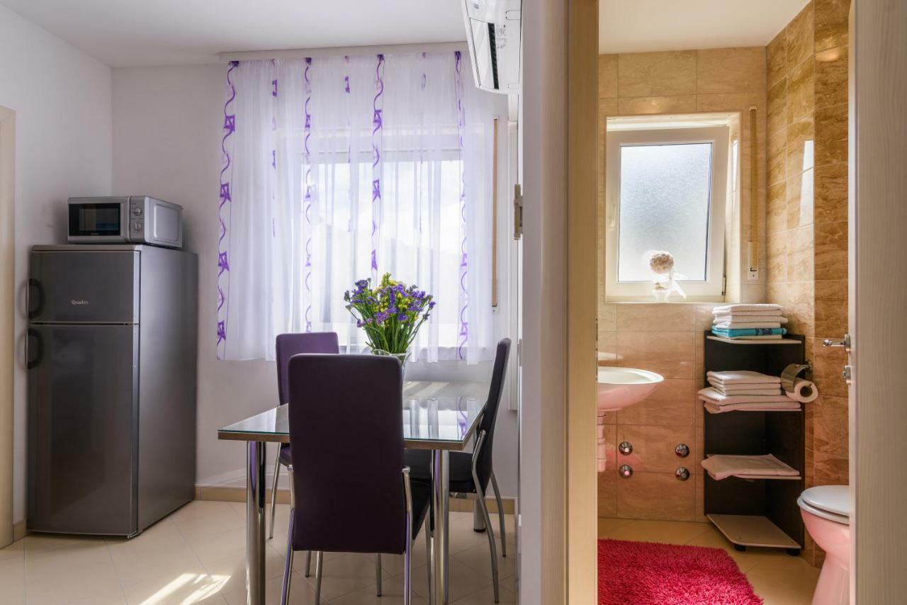 Apartments Mijo Trogir Bagian luar foto
