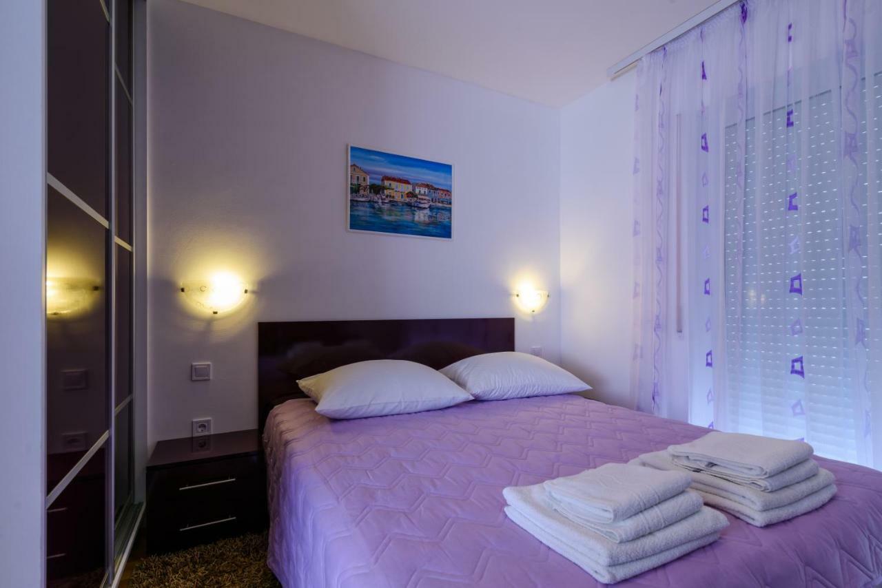 Apartments Mijo Trogir Bagian luar foto
